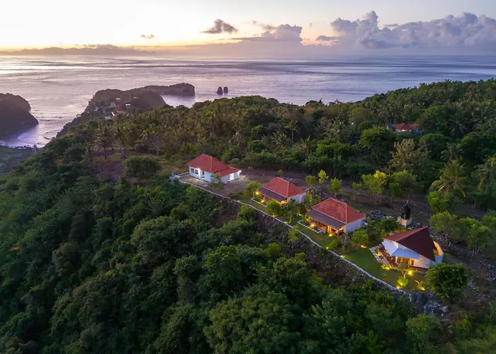 فندق Breath House Penida 4*