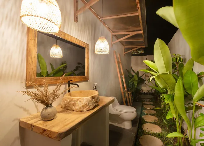 Breath House Penida فندق 4*