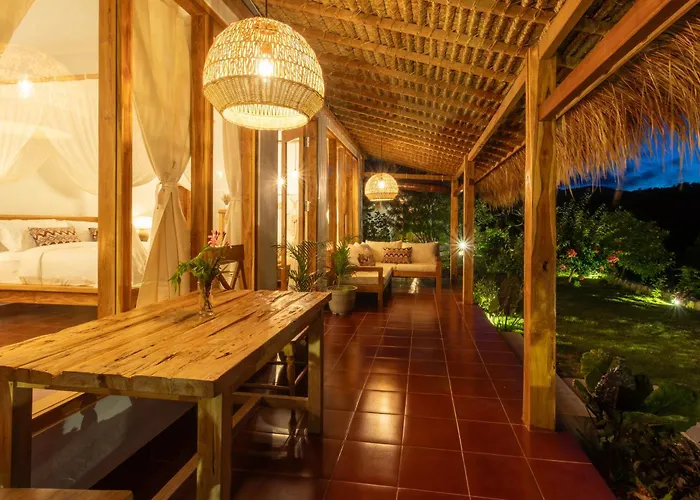فندق Breath House Penida 4*