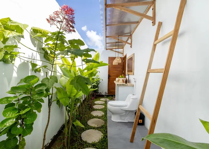 فندق Breath House Penida 4*